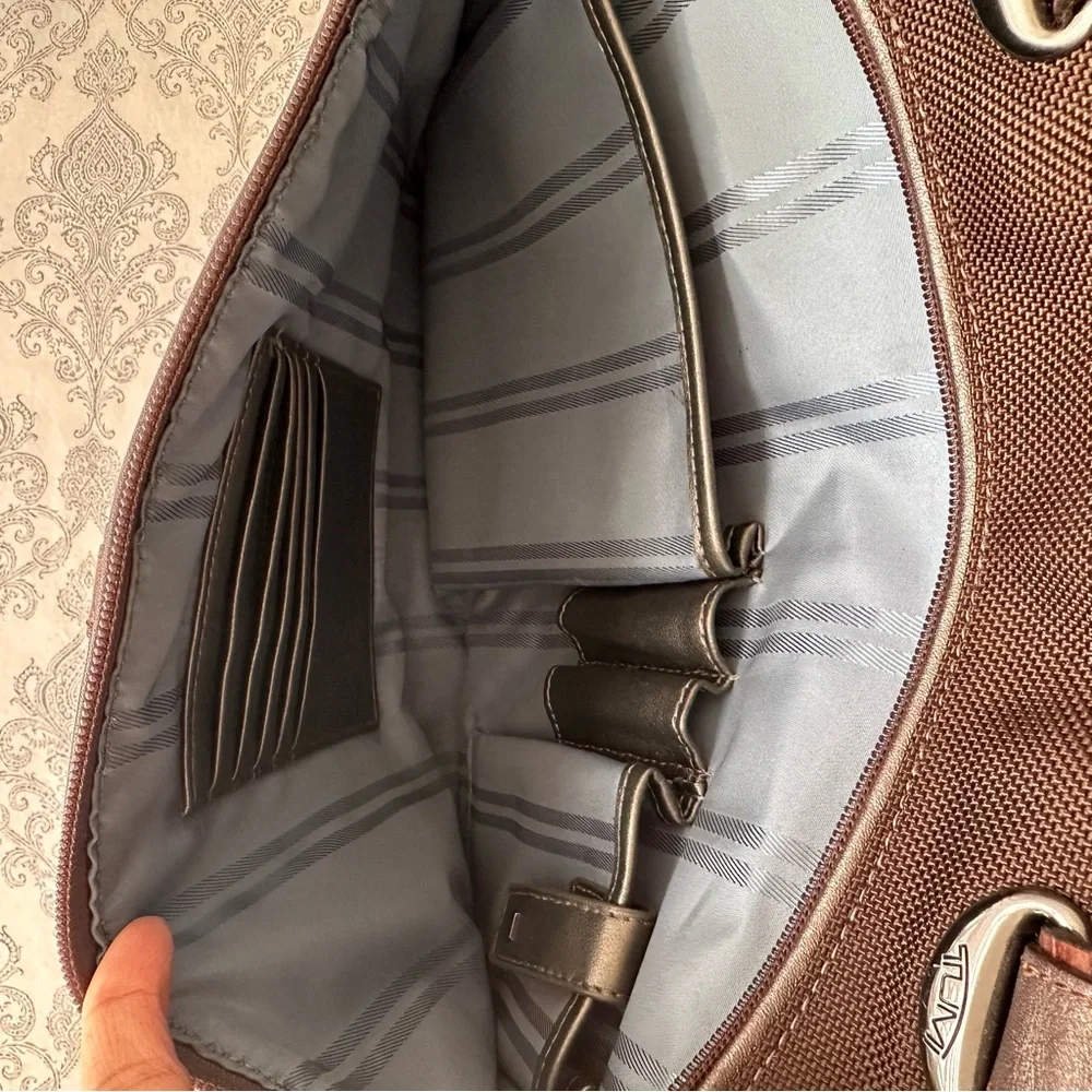 Tumi Multiple Compartment Messenger Bag Laptop Bag Travel Bag Croc Leather